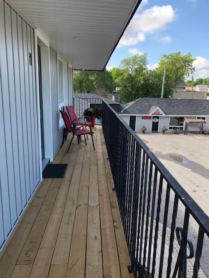 New Rockland Motel Bobcaygeon Bagian luar foto